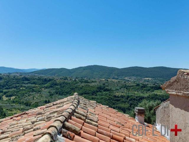 Casa indipendente in vendita a Poggio Nativo RI