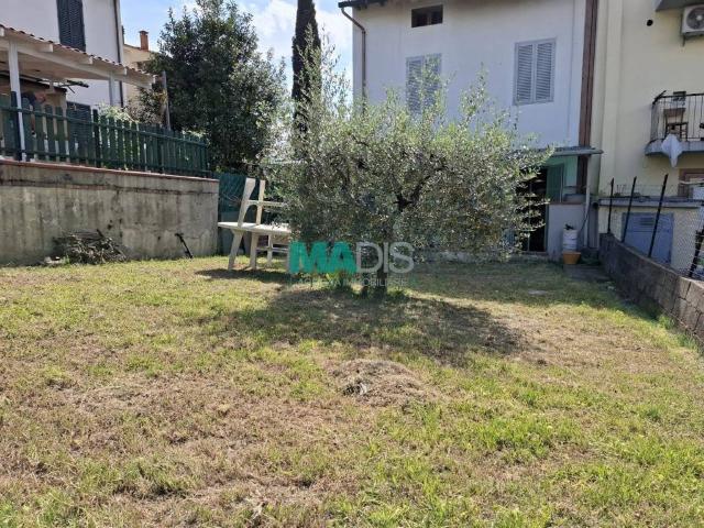 Casa indipendente in vendita a Poggio a Caiano PO