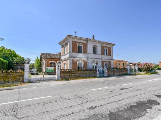 Casa indipendente in vendita a Poggio Renatico FE