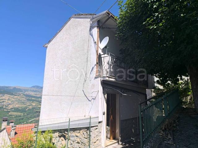 Casa indipendente in vendita a Poggio Sannita via calvario, 57