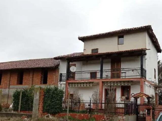 Casa indipendente in vendita a Poirino