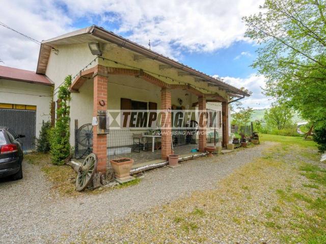 Casa indipendente in vendita a Polinago via delle Sponde 8, Talbignano