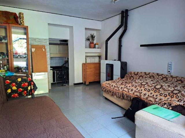 Casa indipendente in vendita a Pollenza MC