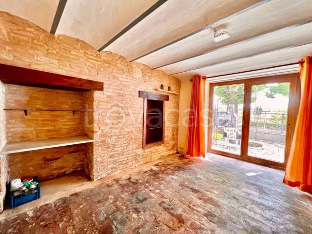 Casa indipendente in vendita a Pollenza via Raffaello Sanzio, snc