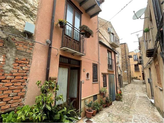 Casa indipendente in vendita a Pollina PA