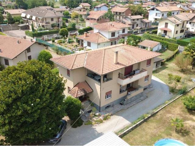 Casa indipendente in vendita a Pombia NO