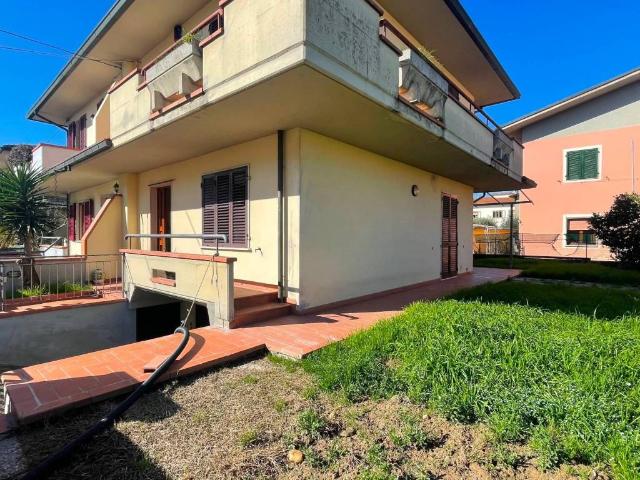 Casa indipendente in vendita a Ponte Buggianese PT