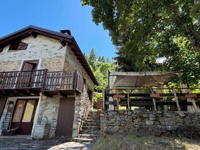 Casa indipendente in vendita a Ponte in Valtellina SO