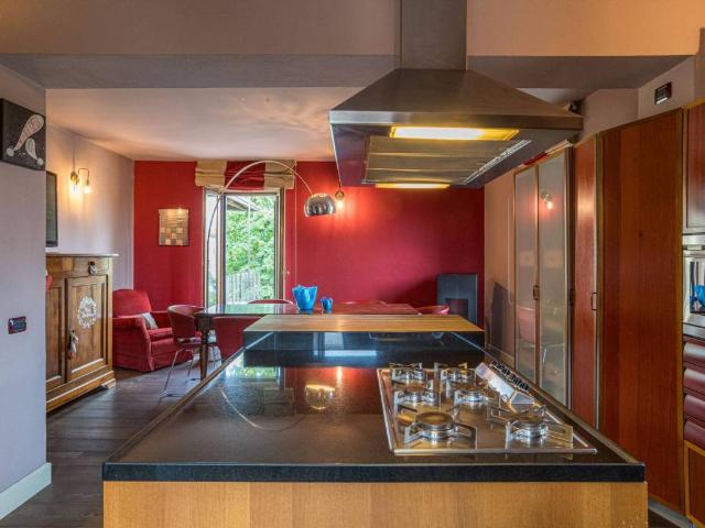Casa indipendente in vendita a Ponte San Pietro BG
