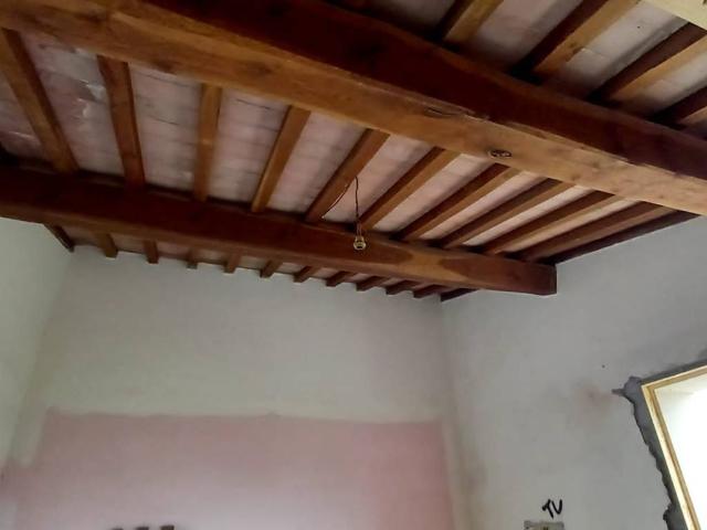 Casa indipendente in vendita a Pontedera PI