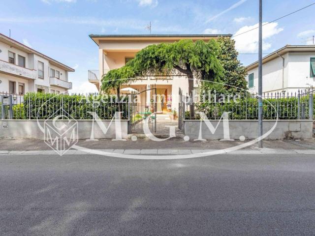 Casa indipendente in vendita a Pontedera