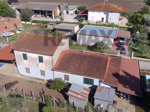 Casa indipendente in vendita a Pontinia LT