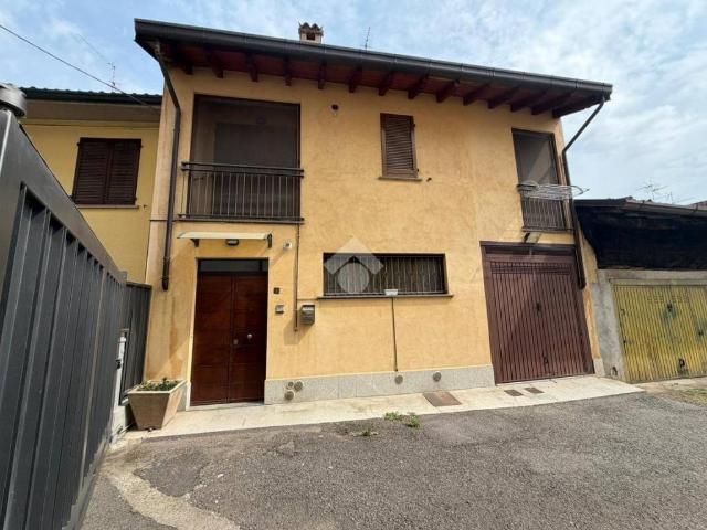 Casa indipendente in vendita a Pontirolo Nuovo BG