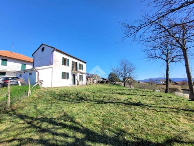Casa indipendente in vendita a Ponzone AL