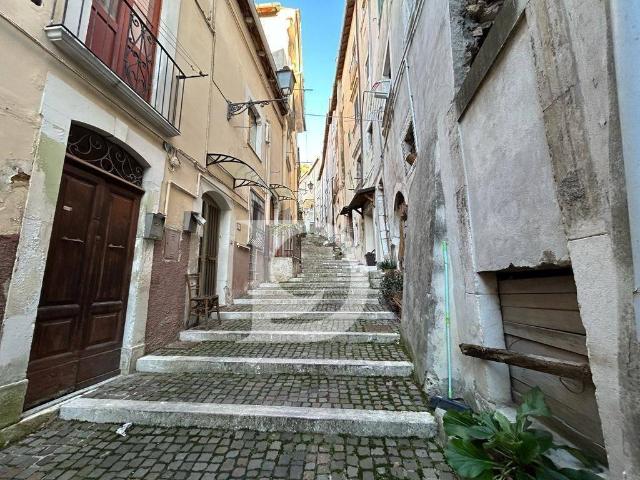 Casa indipendente in vendita a Popoli PE