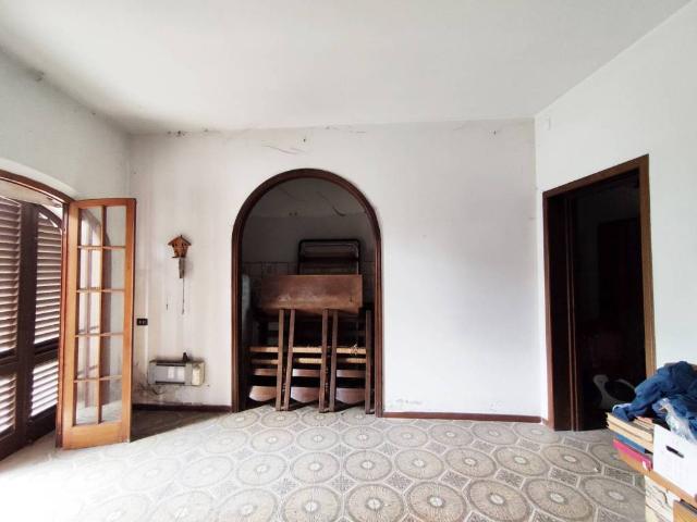Casa indipendente in vendita a Porcari LU