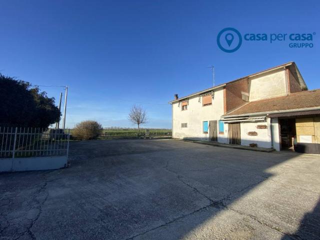 Casa indipendente in vendita a Porto Tolle RO