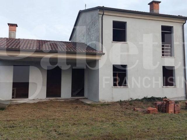 Casa indipendente in vendita a Porto Viro