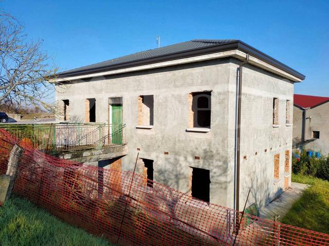 Casa indipendente in vendita a Porto Viro