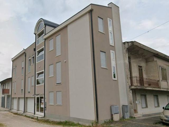 Casa indipendente in vendita a Porto Viro RO