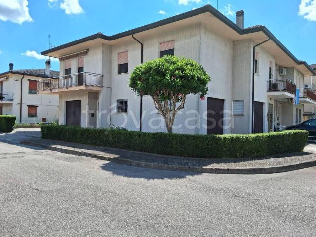 Casa indipendente in vendita a Portomaggiore via Tanzania, 9