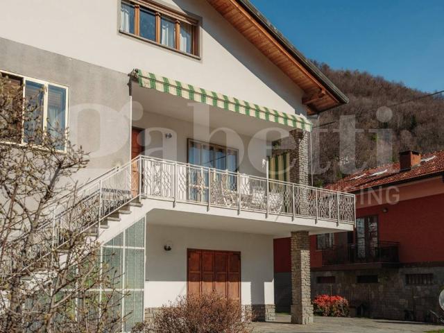Casa indipendente in vendita a Porte TO