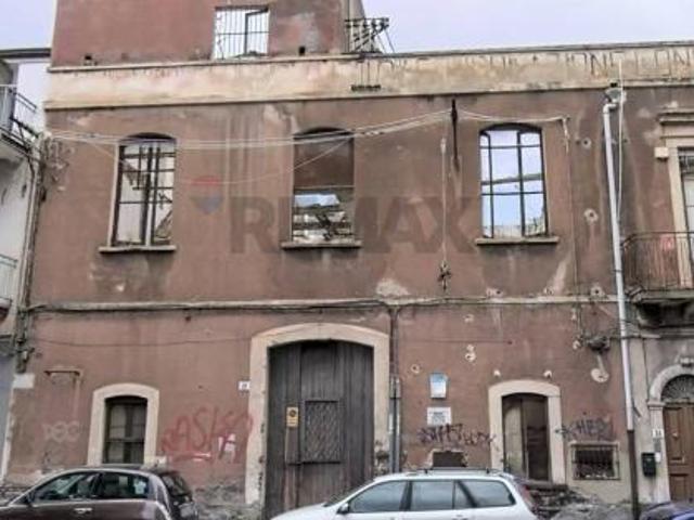 Casa Indipendente in vendita a Paternò