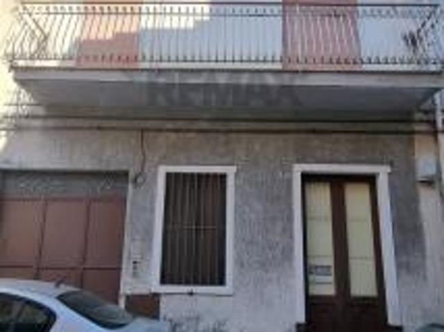 Casa Indipendente in vendita a Paternò