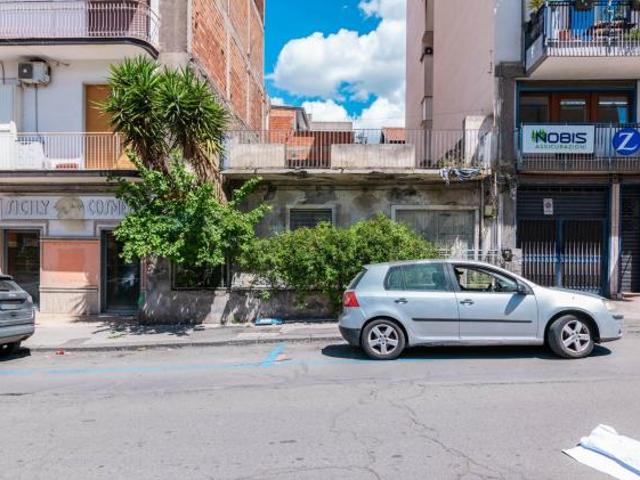 Casa Indipendente in vendita a Paternò