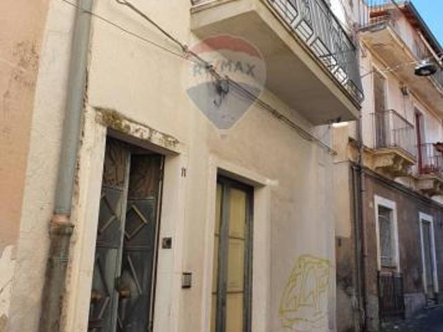 Casa Indipendente in vendita a Paternò