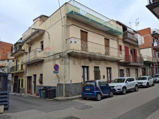 Casa Indipendente in vendita a Paternò