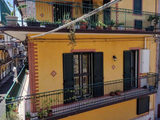 Casa indipendente in vendita a Paterno'