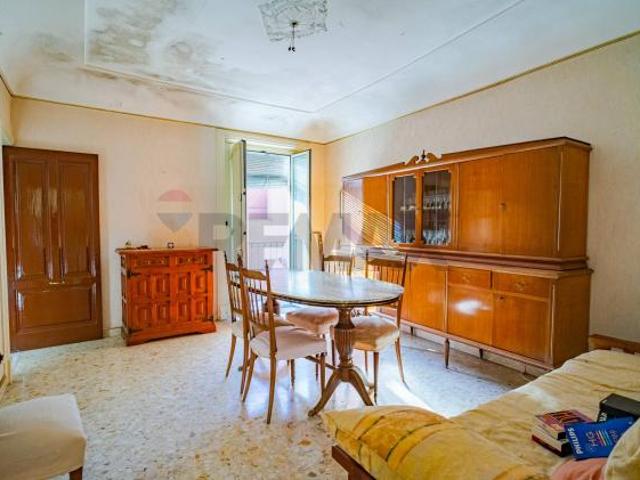 Casa Indipendente in vendita a Paternò