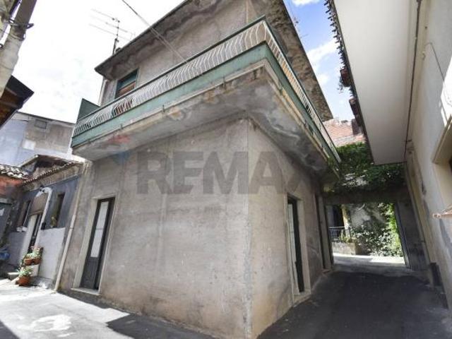 Casa Indipendente in vendita a Paternò