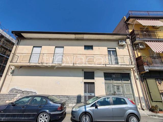 Casa indipendente in vendita a Paternò via Nilo, 16
