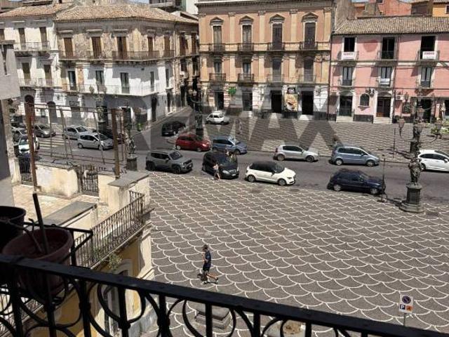 Casa indipendente in vendita a Paternò via Santa Margherita, 5