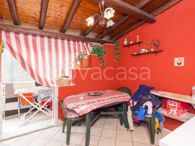 Casa indipendente in vendita a Paternò via Sciarelle, 121