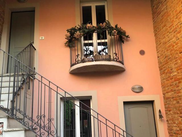 Casa indipendente in vendita a Pavia