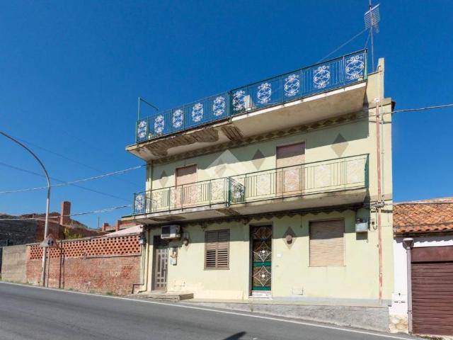 Casa indipendente in vendita a Pace del Mela ME