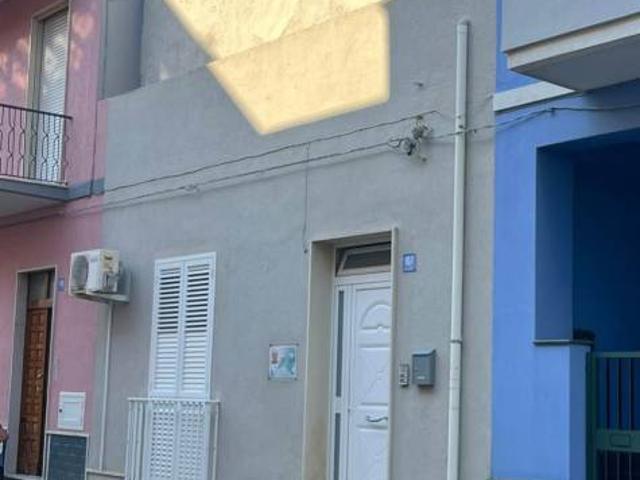 Casa indipendente in vendita a Pachino via Unità n. 107