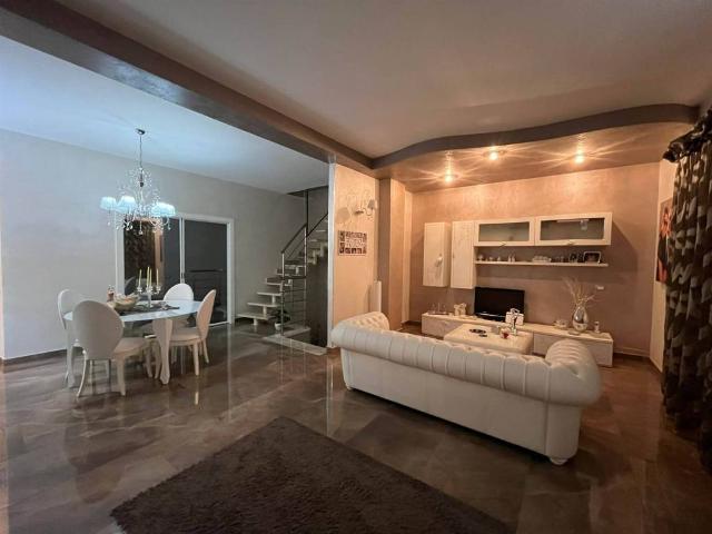 Casa indipendente in vendita a Pachino SR