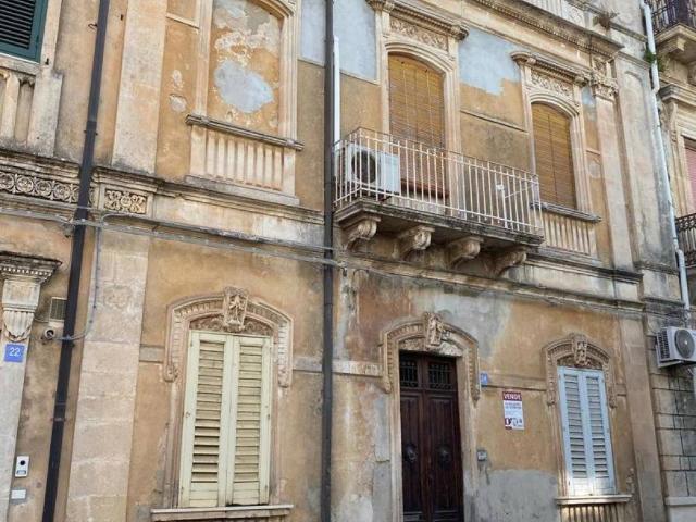 Casa indipendente in vendita a Pachino SR