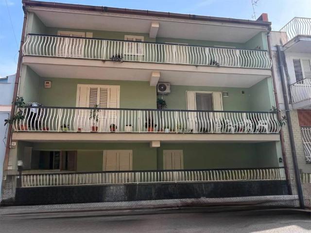 Casa indipendente in vendita a Pachino SR