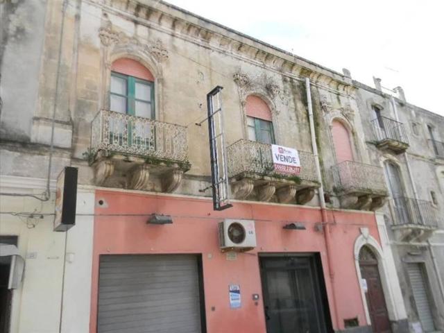 Casa indipendente in vendita a Pachino SR