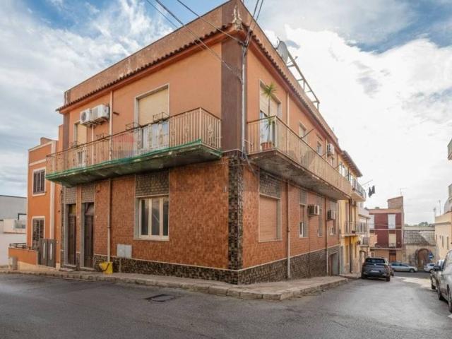 Casa indipendente in vendita a Pachino SR