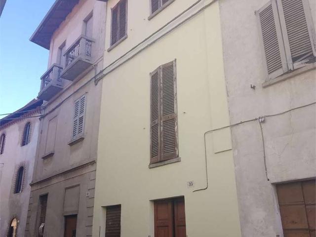 Casa indipendente in vendita a Paderno d'Adda LC