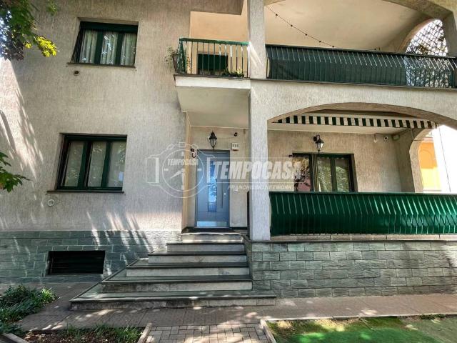 Casa indipendente in vendita a Paderno Dugnano MI