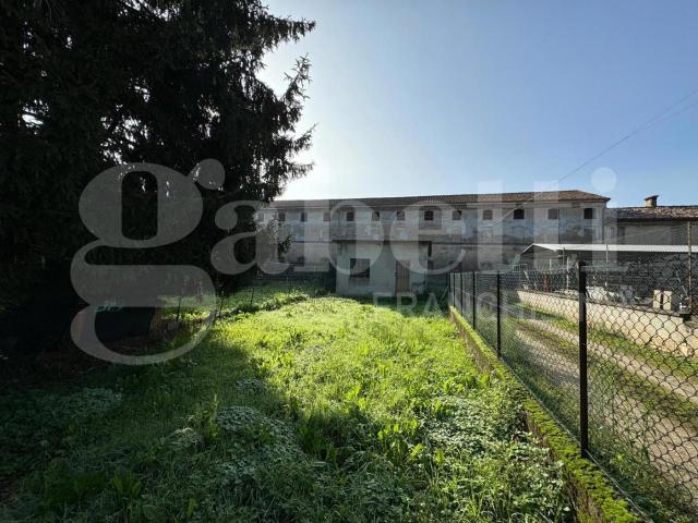 Casa indipendente in vendita a Paderno Ponchielli