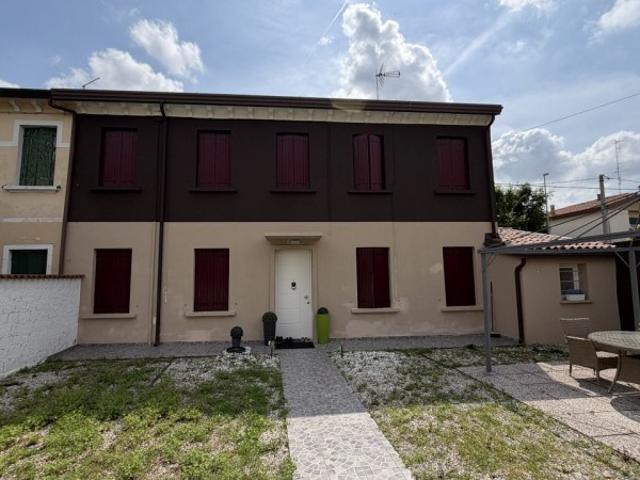 Casa indipendente in vendita a Padova, Pontevigodarzere