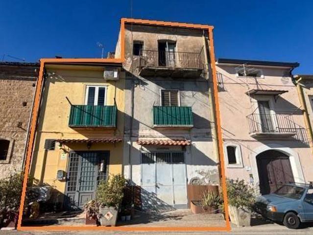 Casa indipendente in vendita a Paduli BN